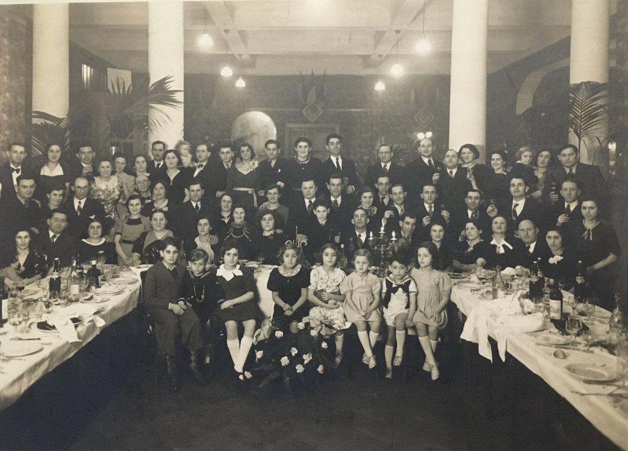 01_liAge_-bar-mitzvah-1937.jpg