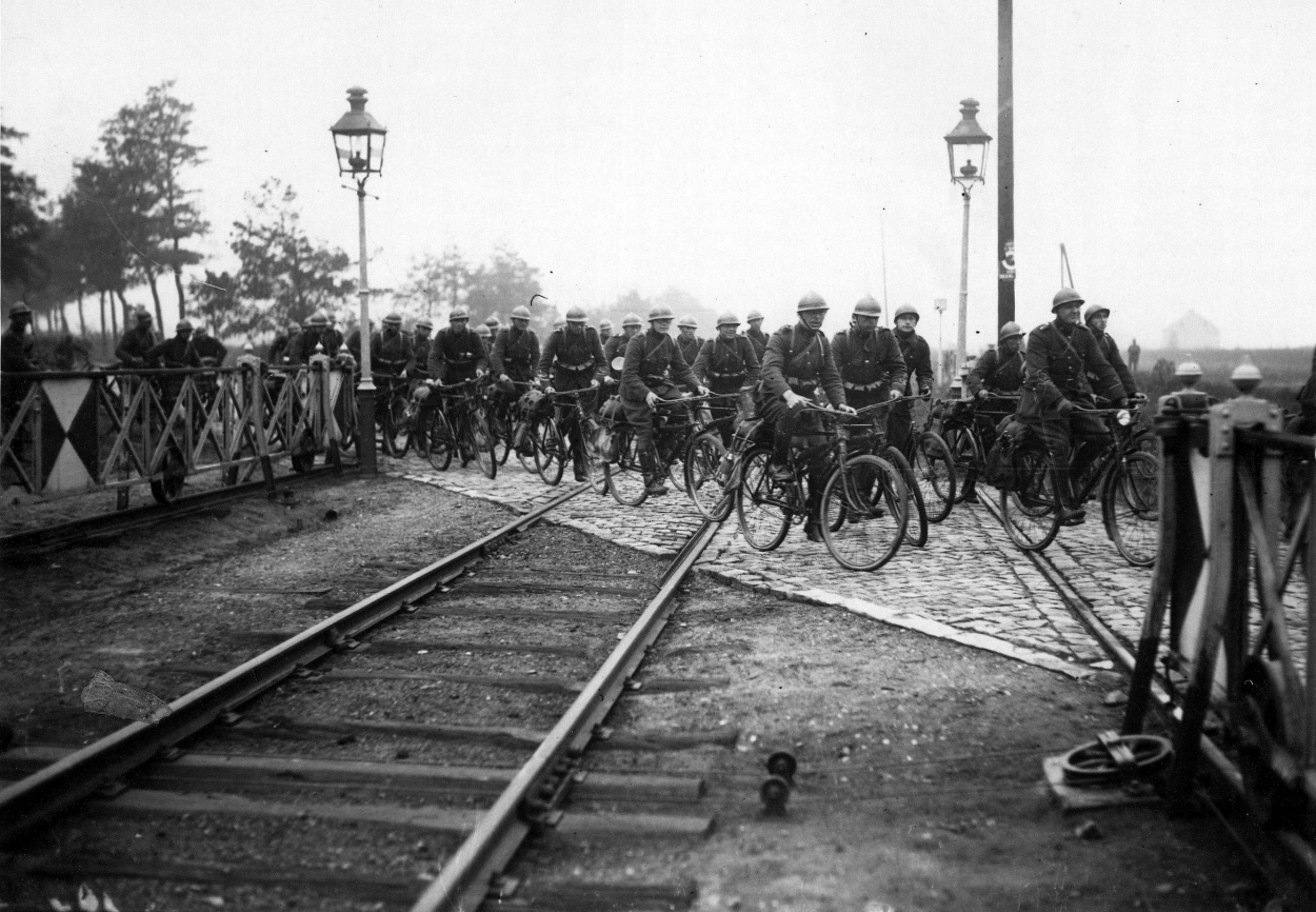 33939-cyclistes-fr-de-l-est.jpg