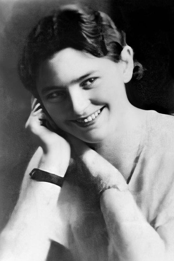 Marguerite Bervoets (retouchée par l'IA Remini)